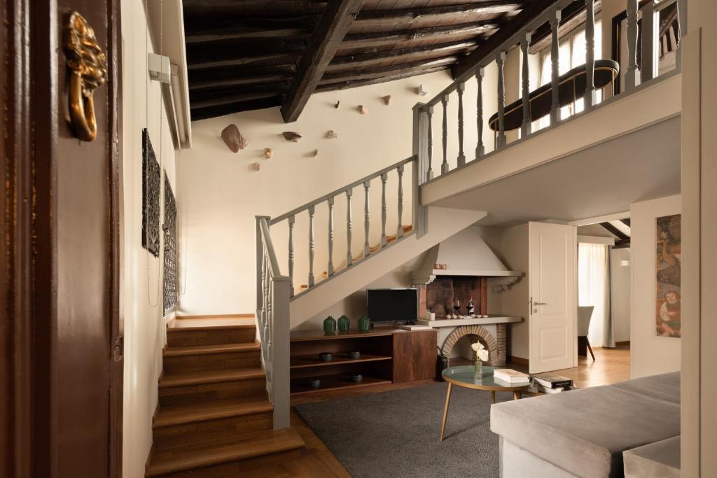 Antico Albergo del Sole al Pantheon - Resim 25