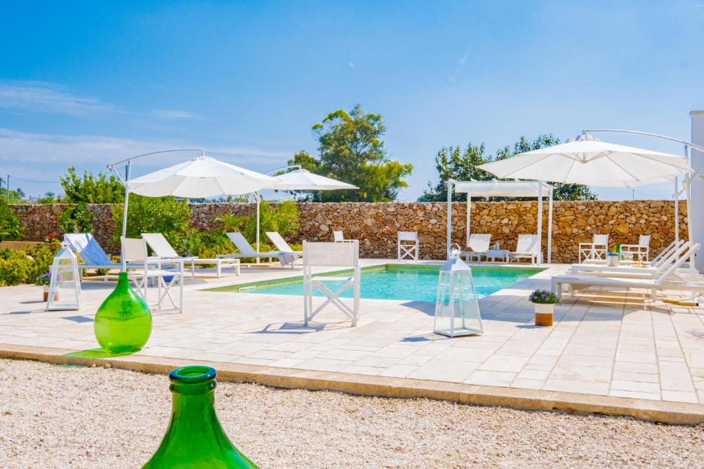 Bazén v ubytování Villa VentoSolare Luxury - Specchia nebo v jeho okolí