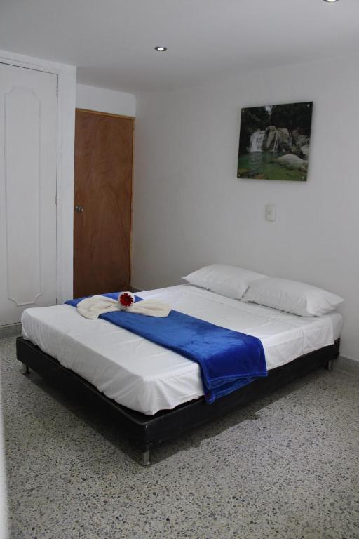 Letto o letti in una camera di Absolute Hotel & Hostel Boutique