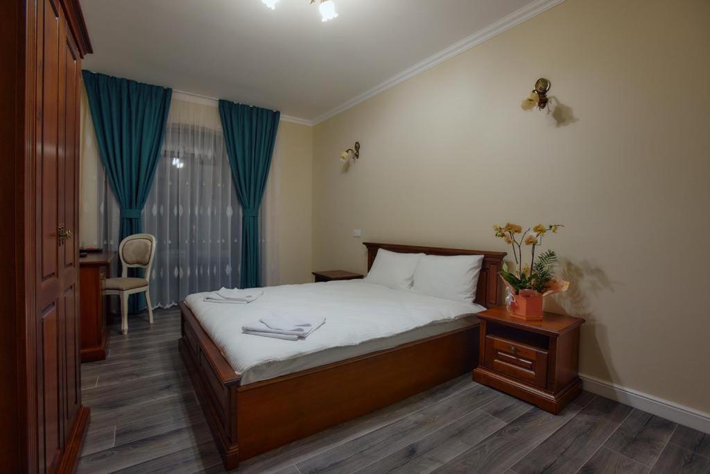 Hotel Restaurant Imperium - Doppelzimmer