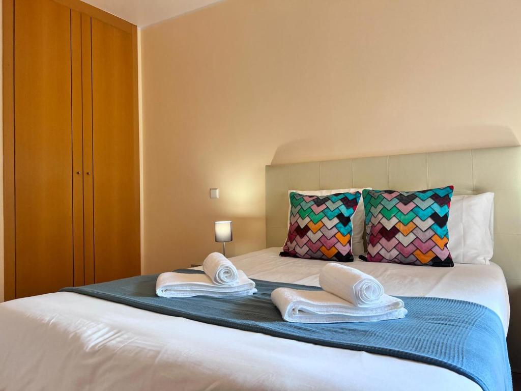 Armação de Pêra Ocean Terrace by Homing