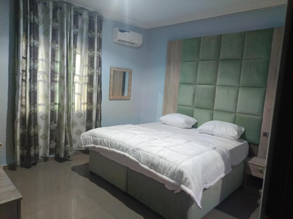 Gallery image of Home to home luxury apartments and suites in Benin City
