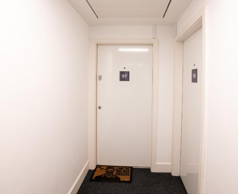 Fotografie z fotogalerie ubytování Homely Entire Apartment - Long Stay, Contractors - Central Location v destinaci Croydon