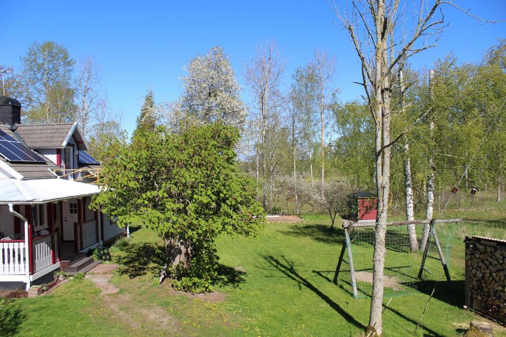 Zahrada ubytování Gästvåning i Hajstorp