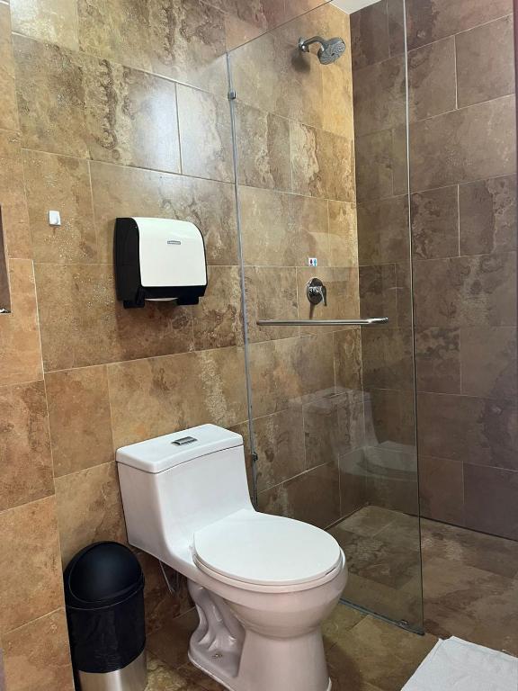 Koupelna v ubytování HOSTAL CAMIL