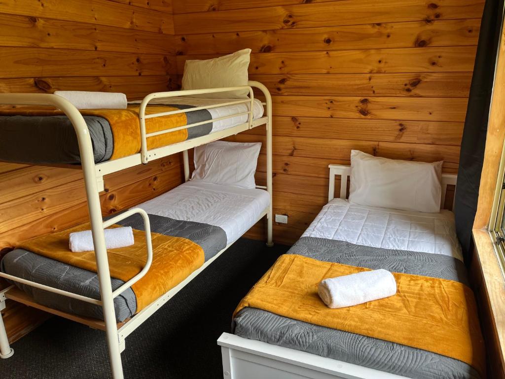 Postel nebo postele na pokoji v ubytování Franz Josef TOP 10 Holiday Park