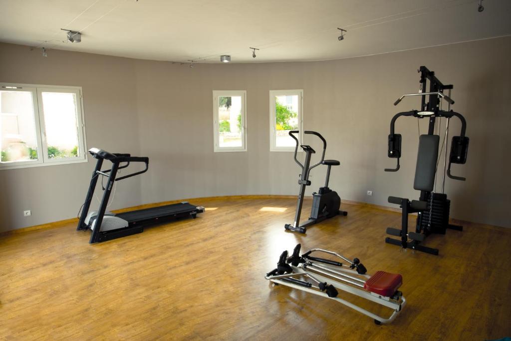 Fitness centrum a/nebo fitness zařízení v ubytování Manureva Calvi