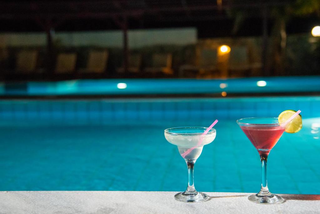 Bazén v ubytování Poseidon Beach Hotel nebo v jeho okolí