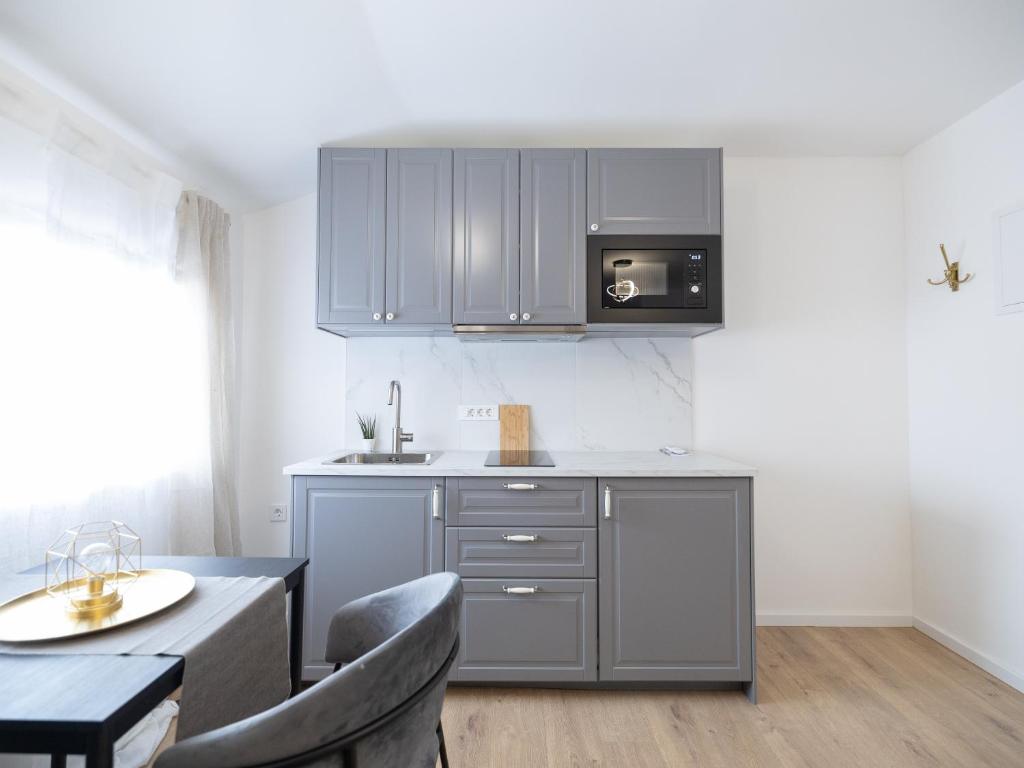 Zagreb City Center Apartments LUX - 9