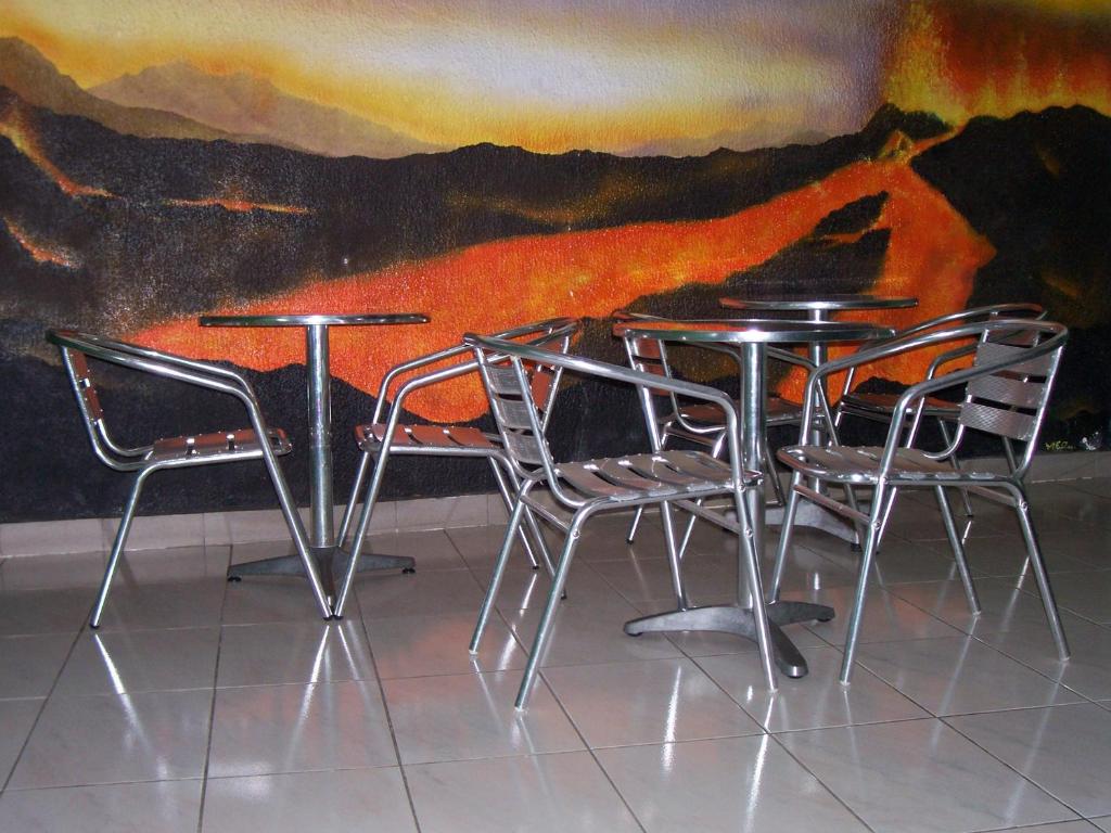 Restaurace v ubytování Hôtel Le Nathania