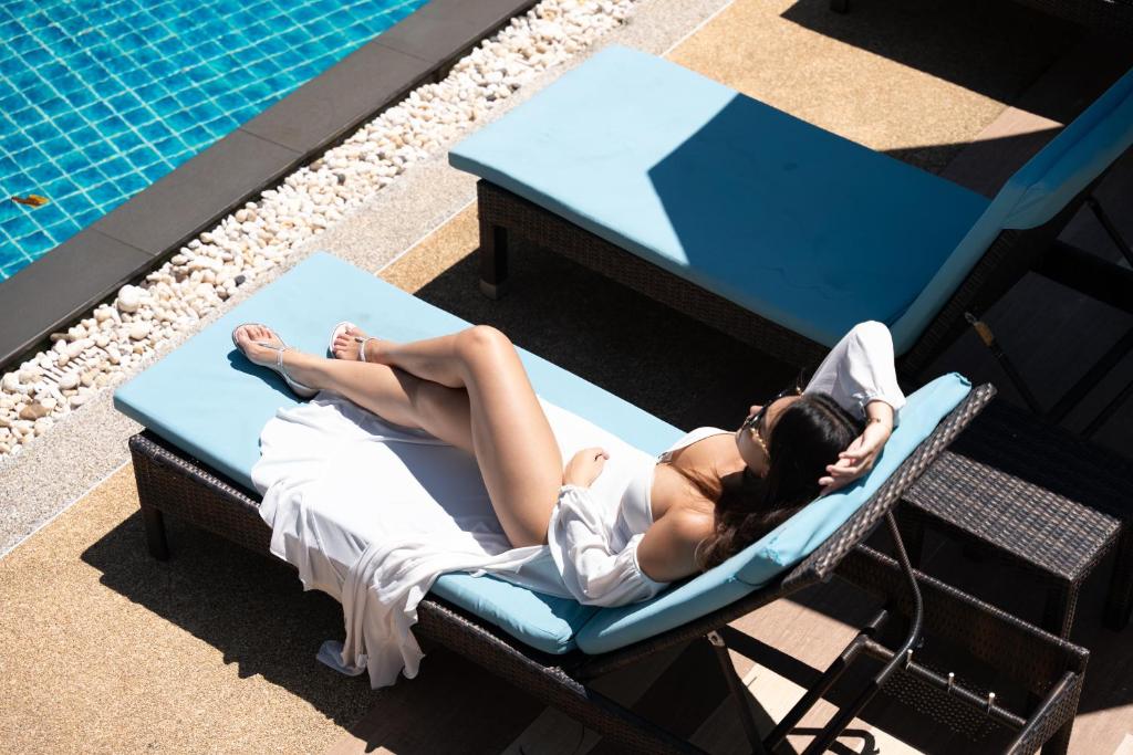 Bazén v ubytování Blue Tara Hotel Krabi Ao Nang nebo v jeho okolí