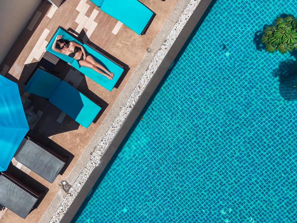 Bazén v ubytování Blue Tara Hotel Krabi Ao Nang nebo v jeho okolí
