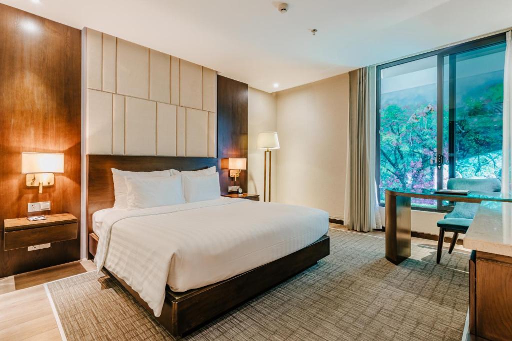 Superior Double or Twin Room No View