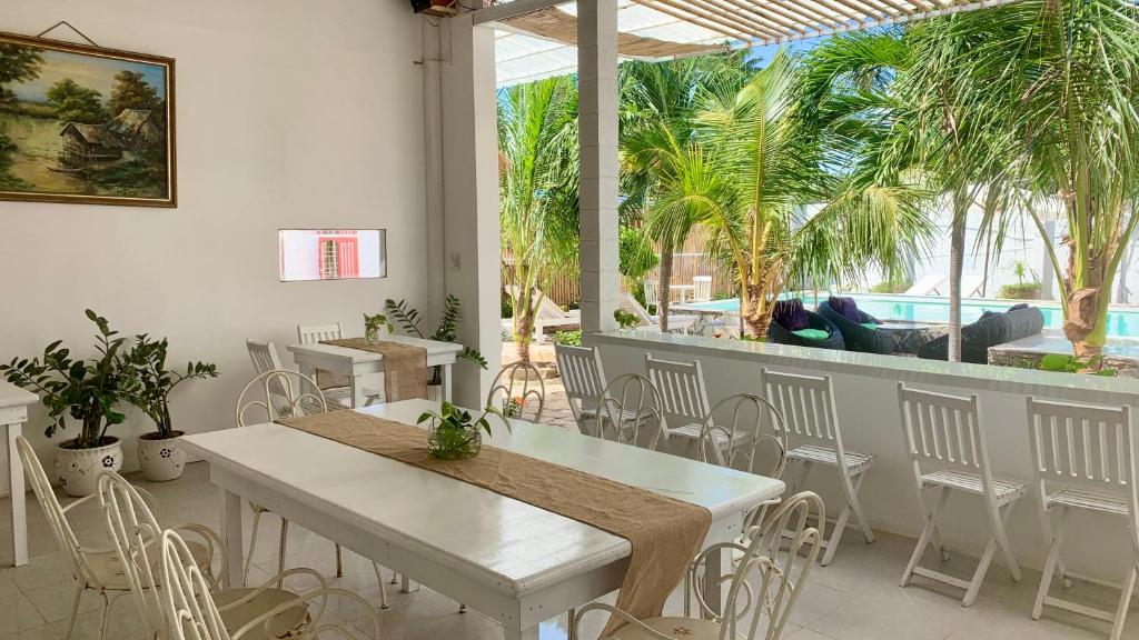review villa Oceanfront Nha Trang
