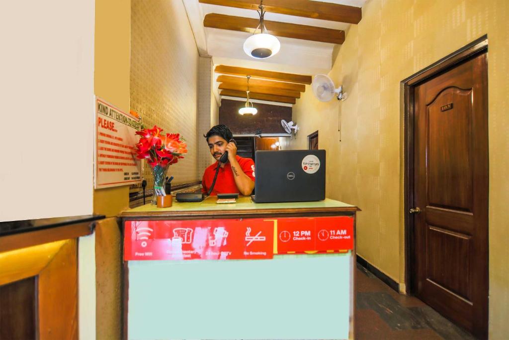 Kuchyň nebo kuchyňský kout v ubytování Hotel O Kams Coco De Parra