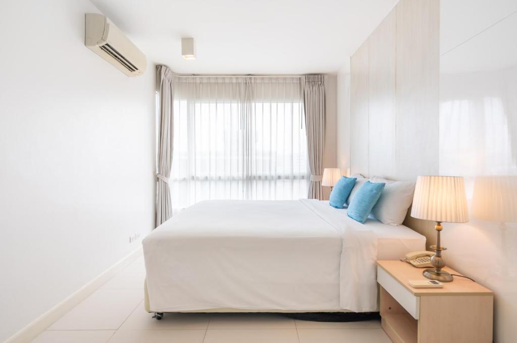 Royal Pavilion Hua Hin - King Suite