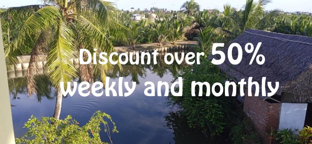 a sign that reads descendent over weekly andmonthly at Lakeview Villa Homestay in Hoi An