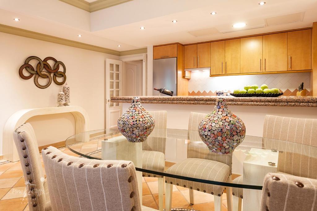 
Deluxe 2 Bedroom Suite
