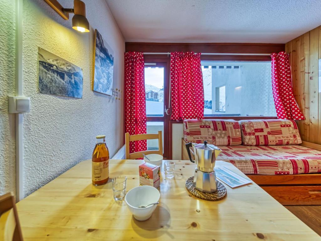 Posezení v ubytování Apartment Asters 1126 Bâtiment A2 by Interhome