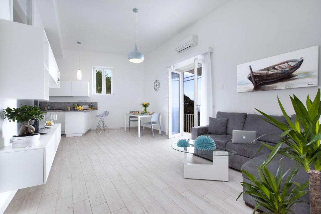 Kuchnia lub aneks kuchenny w obiekcie Amore Rentals - Villa Anna