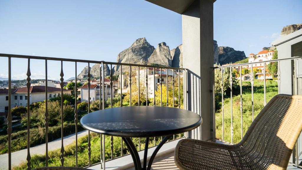 Konaki of Meteora Boutique Living - Studio With Mountain View