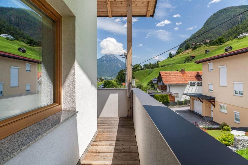 Nespecifikovaný výhled na hory nebo výhled na hory při pohledu z apartmánu