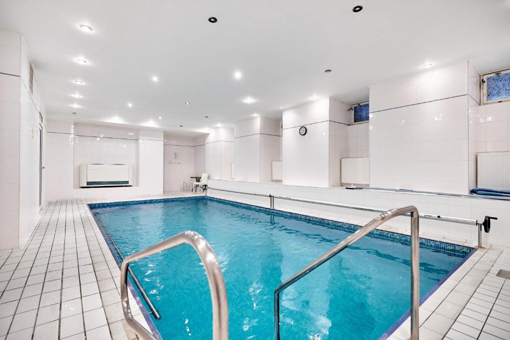 Hotel Maxim - Resim 1