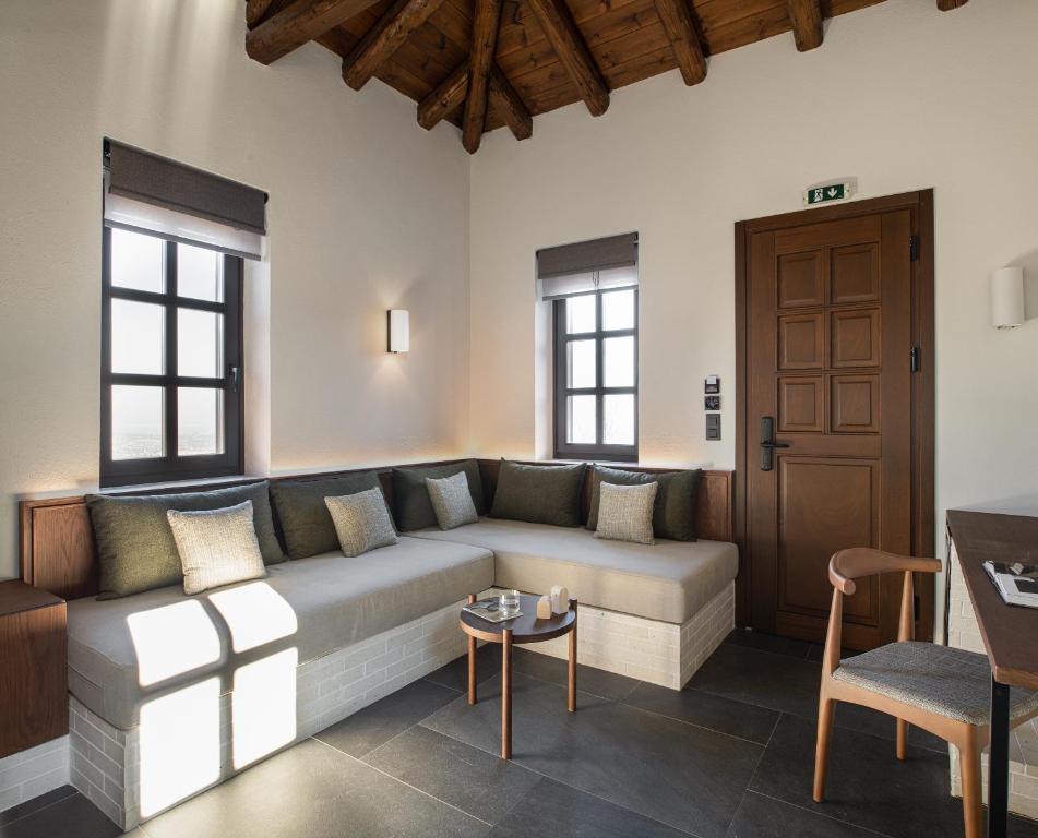 Unedo All Seasons Boutique Hotel - 19