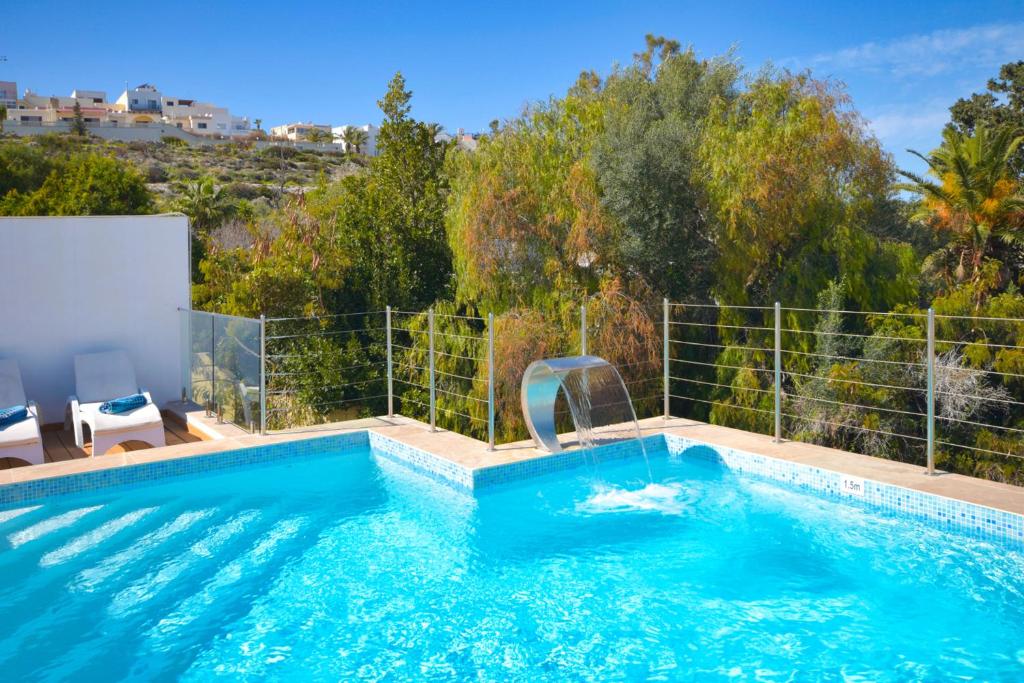Бассейн в Maltese Luxury Villas - Sunset Infinity Pools, Indoor Heated Pools and More! или поблизости