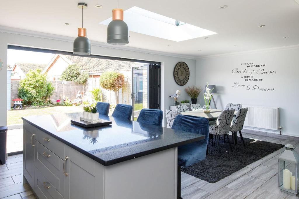Family-Friendly Seaside Getaway