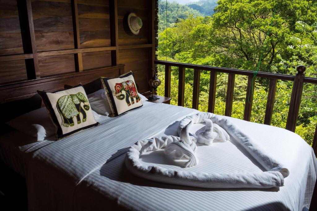 Balkón nebo terasa v ubytování Wanakaset Forest Glamping