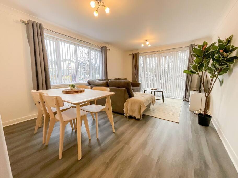 Gallery image of 49 Saxon Mill, Tamworth in Tamworth