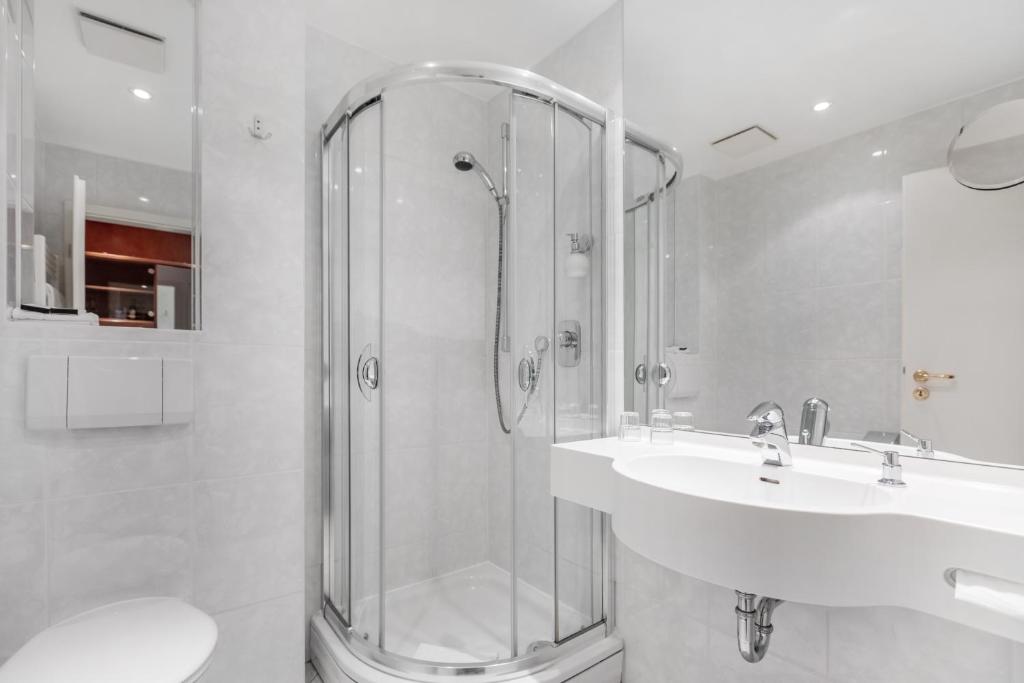 Landhotel Bellevue - 2