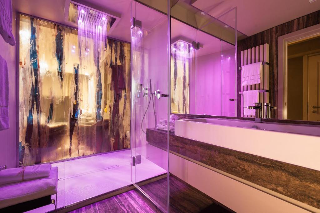 Liassidi Wellness Suites - 17