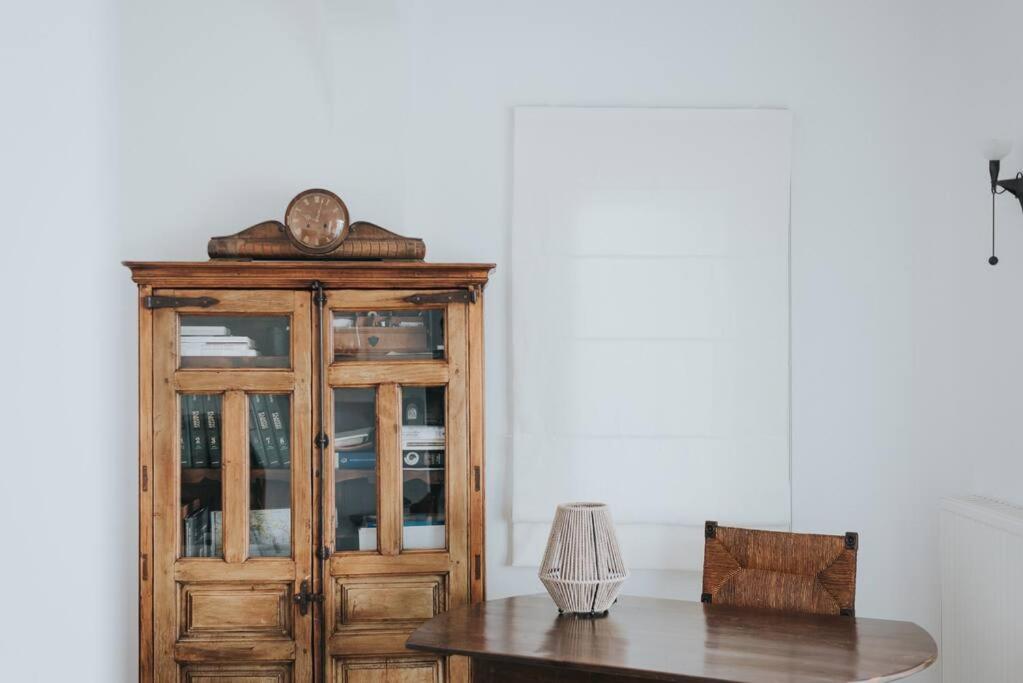 Fotografie z fotogalerie ubytování Private Cliffside Villa "150 meters from the beach" ve městě Mykonosu