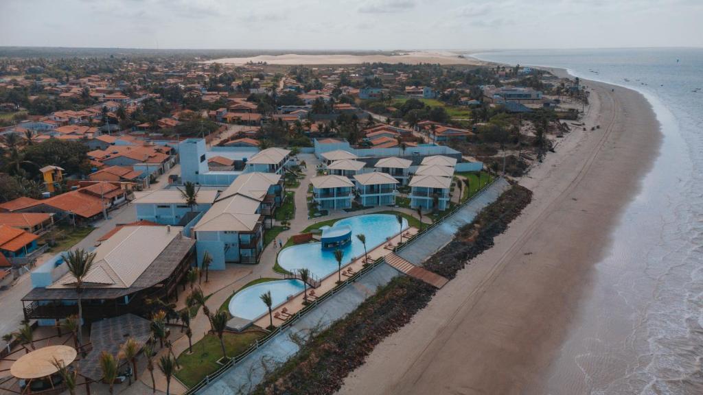 an aerial view of a resort next to the beach at Oiti Beach Resort Tutoia in Tutóia