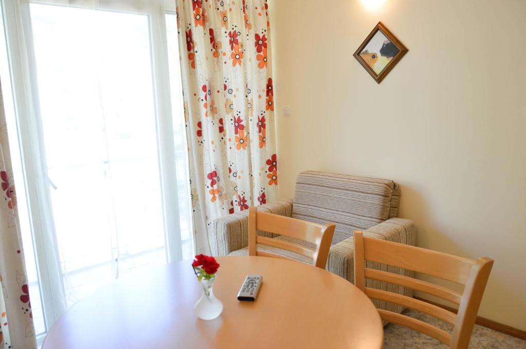 Two-Bedroom House with Kitchen with Free Aquapark Access