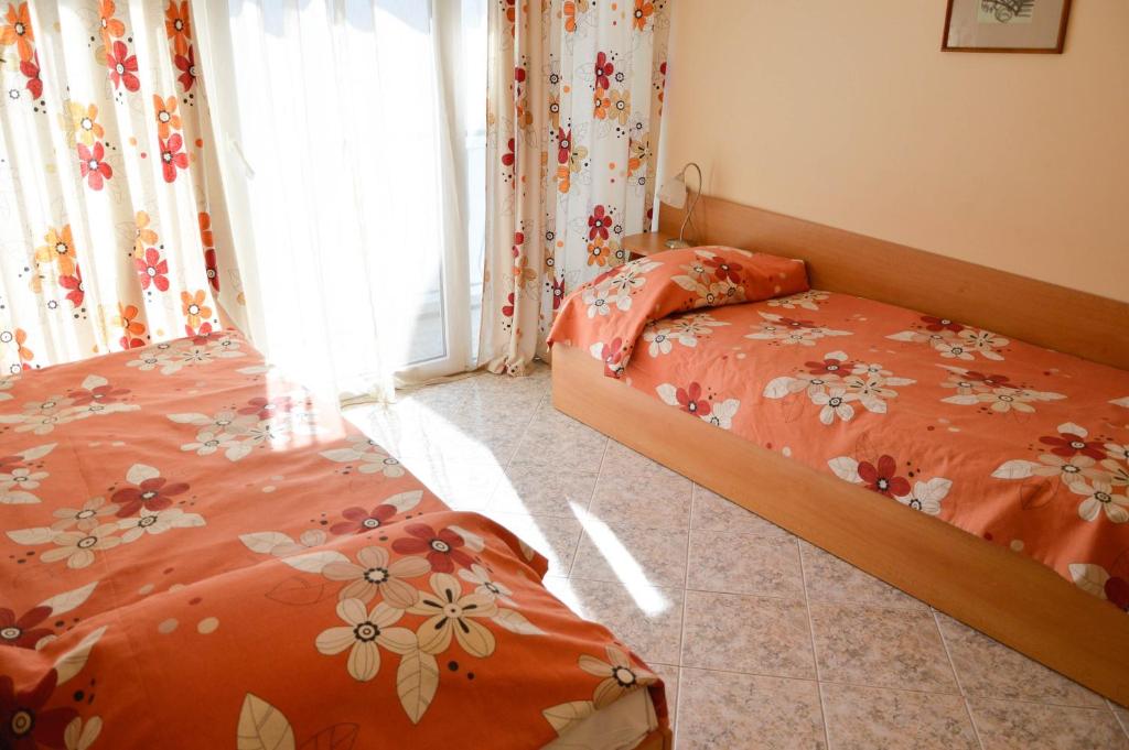 Two-Bedroom House with Kitchen with Free Aquapark Access