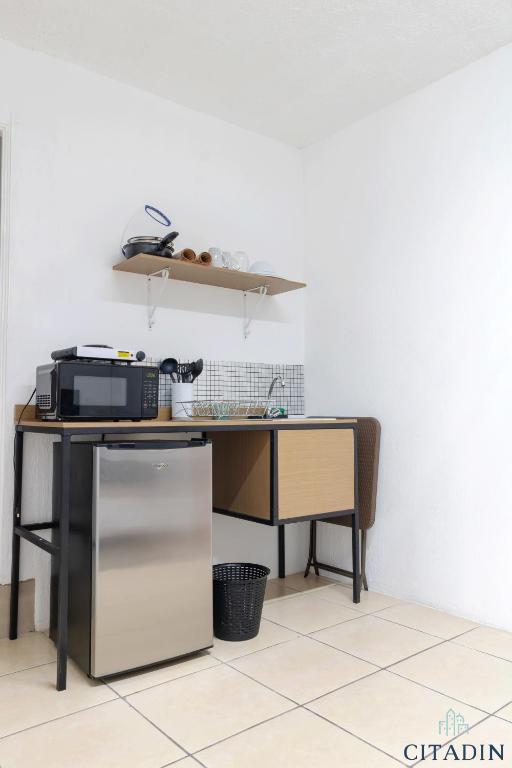 Hotel Citadin Zona 4 - Chambre Double De Luxe Avec Balcon