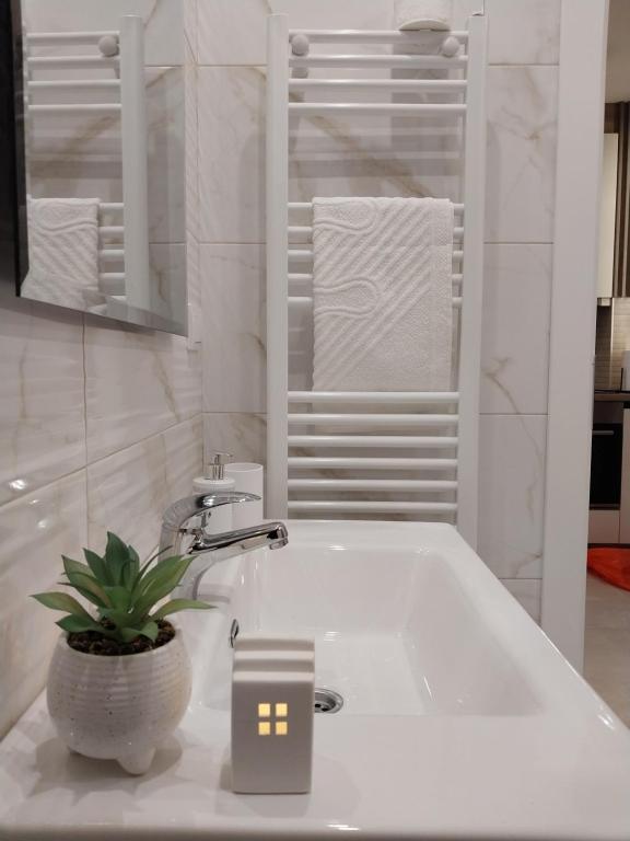 Koupelna v ubytování Lider Lux Apartman