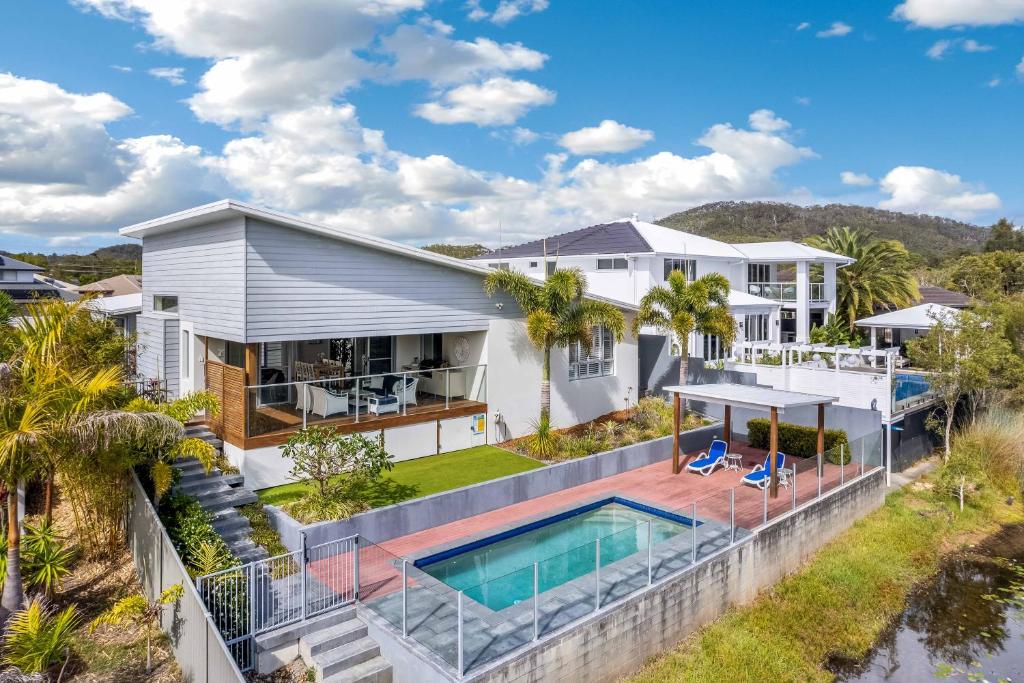 Cabarita Reef House Pool, Lake, Beach & AC!, Cabarita Beach (updated