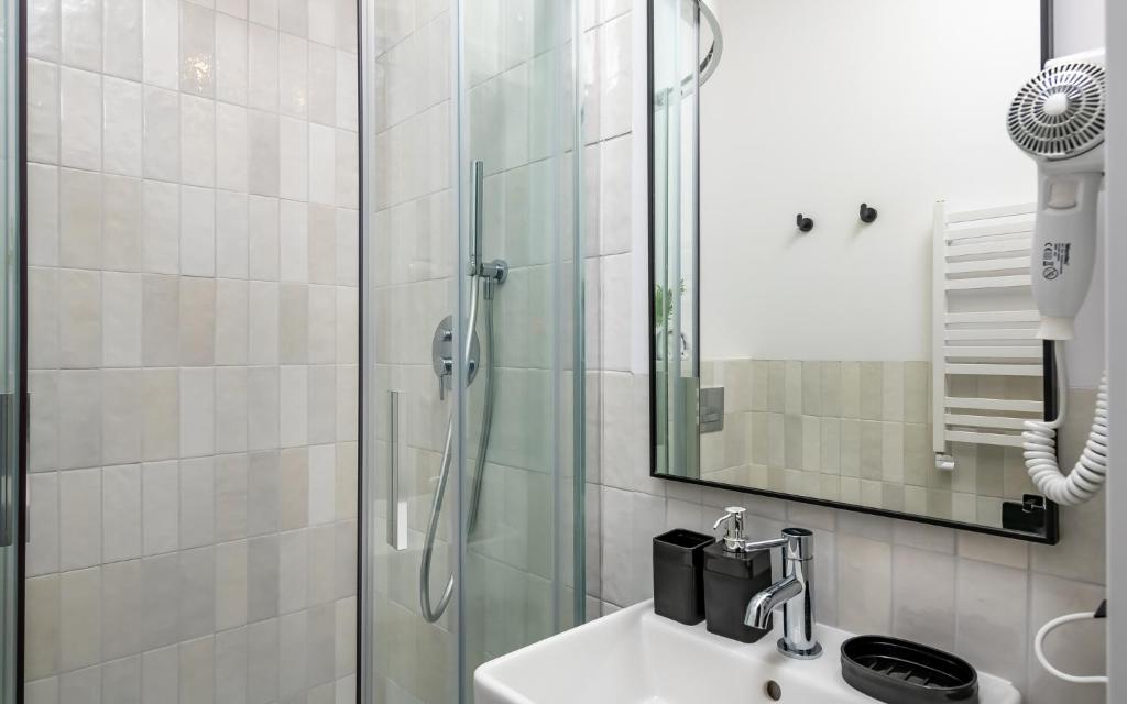 Noclegi Zelazna 51 - Resim 34