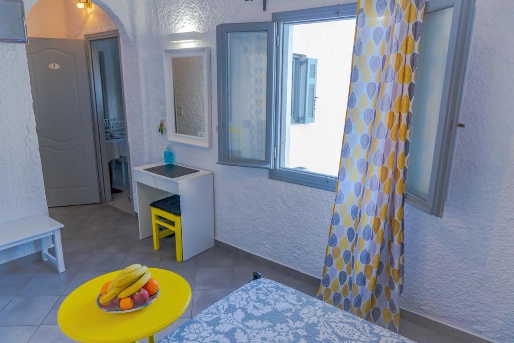 Uma cama ou camas num quarto em Smarula Villa