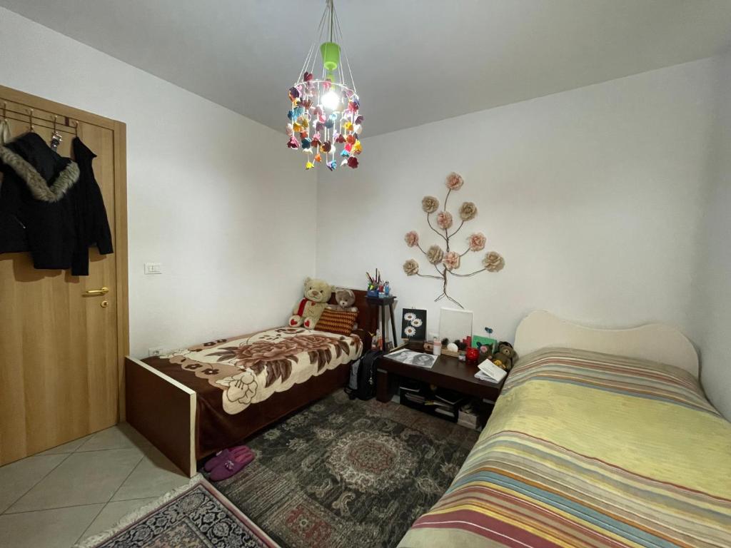 Seli's Room - Image 8