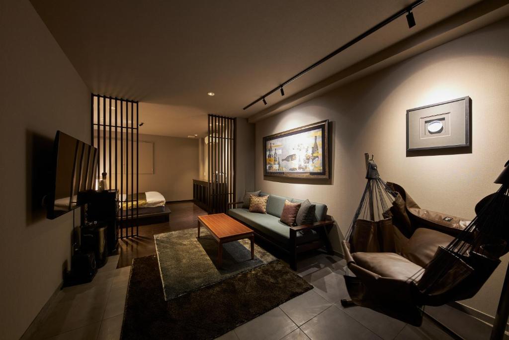 Travel Proud SAKE Kura Hotel Kawasaki-shuku - Housity