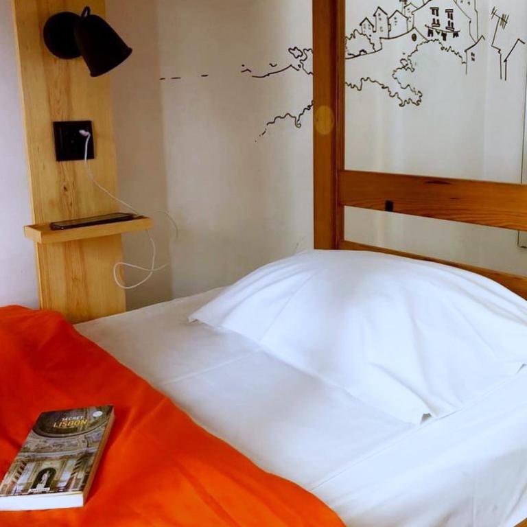 Living Lounge Hostel - 13