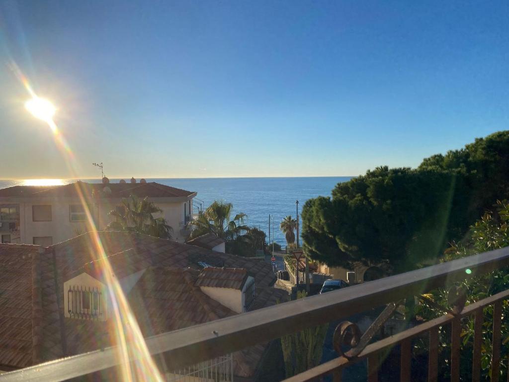 TERRAZZA SULL' ORIZZONTE BLU