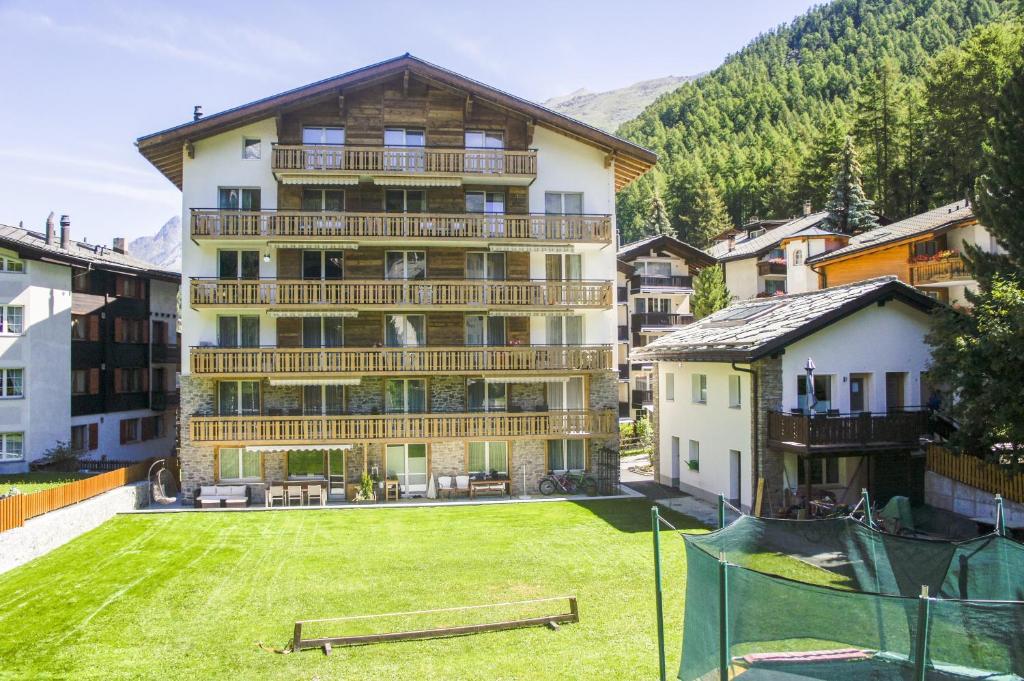 Nespecifikovaný výhled na hory nebo výhled na hory při pohledu z apartmánu