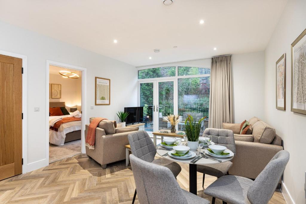 Rock Mill Apartment 4