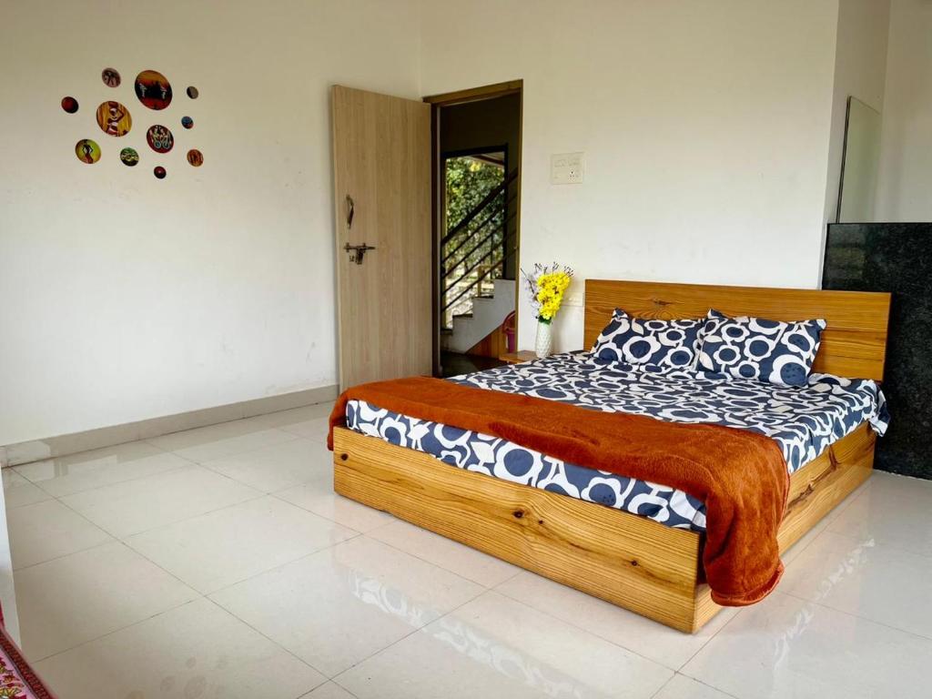 Nirvana Farm - Housity
